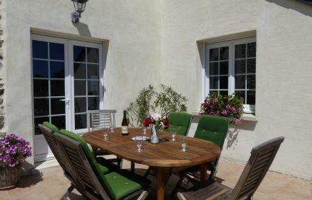 G&icirc;te n&deg;G23 TAMERVILLE - Manche - Salon de jardin