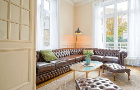 Canapé club chesterfield made in england Gîte n°G1122 DUCEY LES CHERIS - Manche - Canapé club chesterfield made in england