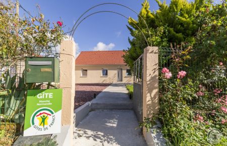G&icirc;te n&deg;G1187 VESLY - Manche - photo